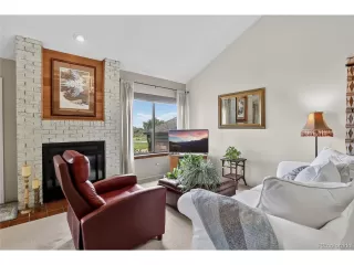 Photo #6: 6171149 Listing