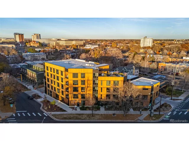 MLS: 6178397 Condo For Sale