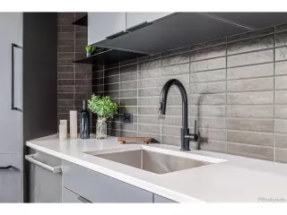 Photo #6: 6178397 Listing