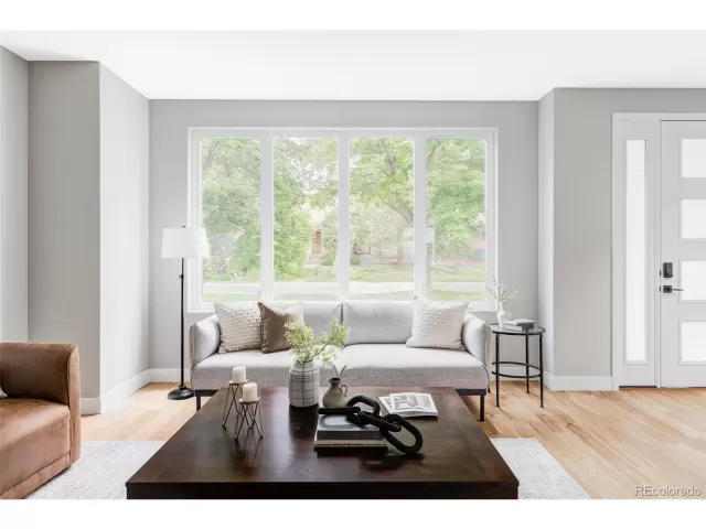 MLS: 6185160 Condo For Sale