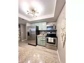 Photo #3: 6192726 Listing