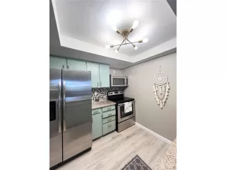 Photo #5: 6192726 Listing