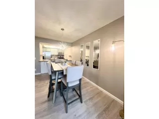 Photo #6: 6192726 Listing