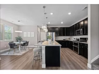 Photo #3: 6192937 Listing 