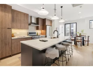 Photo #5: 6193660 Listing