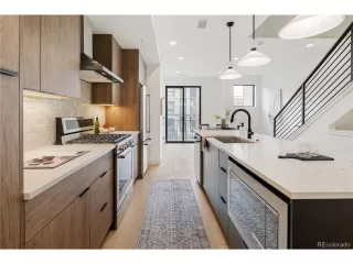 Photo #6: 6193660 Listing