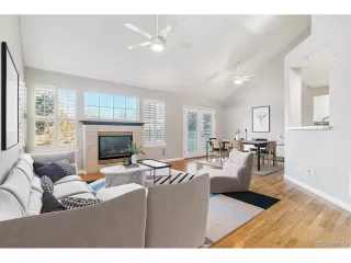 Photo #4: 6194118 Listing