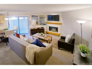 Photo #2: 6196433 Listing