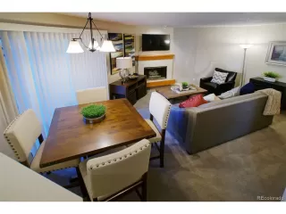 Photo #4: 6196433 Listing