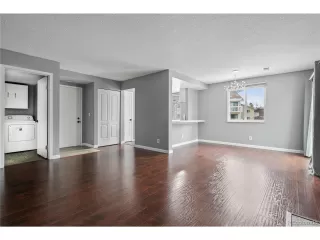 Photo #4: 6197069 Listing 