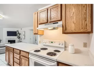 Photo #5: 6199926 Listing