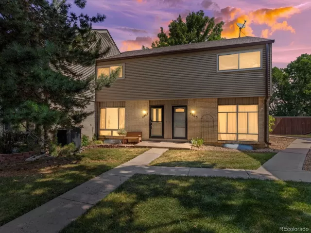 MLS: 6202326 Condo For Sale