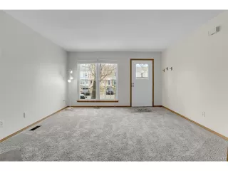 Photo #4: 6204834 Listing