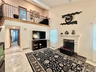 Photo #4: 6210958 Listing