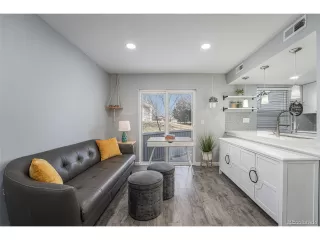 Photo #6: 6223218 Listing