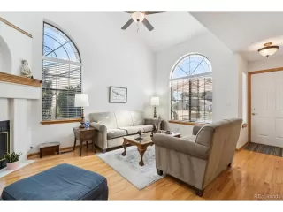 Photo #2: 6224943 Listing 