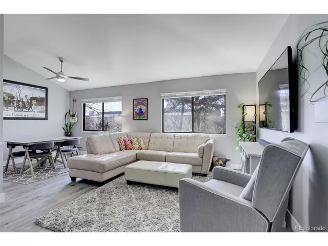 MLS: 6228668 Condo For Sale
