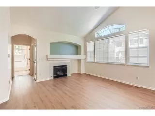 Photo #4: 6230957 Listing