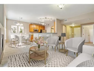 Photo #2: 6231940 Listing