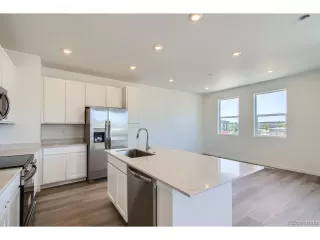 Photo #2: 6234201 Listing