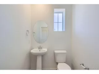 Photo #5: 6234201 Listing