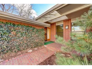 Photo #3: 6237348 Listing