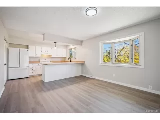 Photo #5: 6237731 Listing