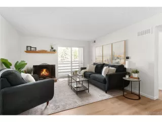 Photo #4: 6241396 Listing