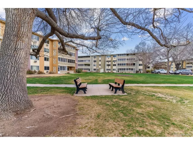 MLS: 6241901 Condo For Sale