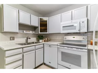 Photo #4: 6241901 Listing