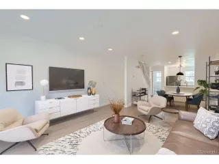 Photo #2: 6243115 Listing 