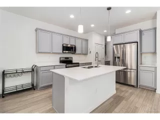 Photo #6: 6246249 Listing