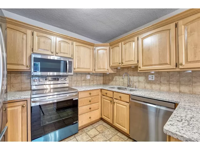 MLS: 6246960 Condo For Sale