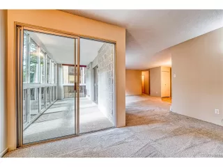 Photo #5: 6246960 Listing