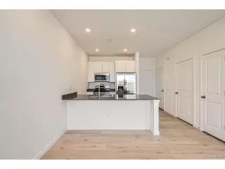 Photo #2: 6247186 Listing