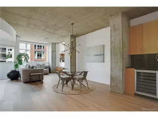 Photo #4: 6248394 Listing