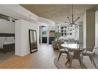 Photo #5: 6248394 Listing