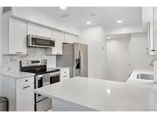 Photo #4: 6249476 Listing