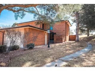 Photo #2: 6255233 Listing 