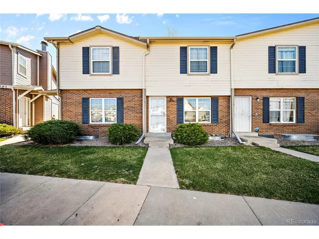 MLS: 6258093 Condo For Sale