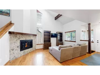 Photo #4: 6259233 Listing