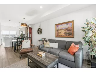 Photo #5: 6260153 Listing 