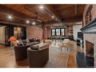 Photo #3: 6261124 Listing