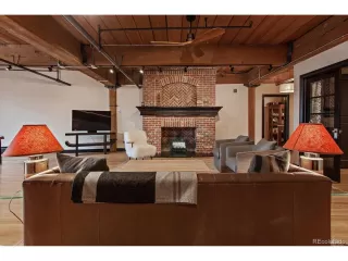 Photo #5: 6261124 Listing