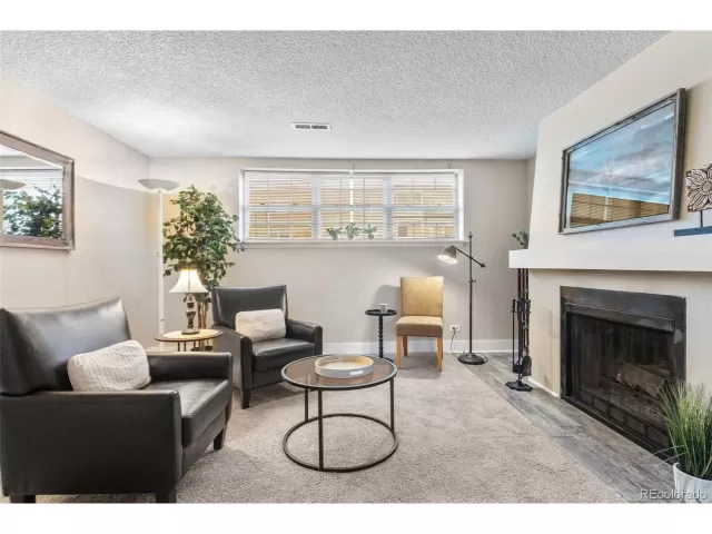 MLS: 6261907 Condo For Sale