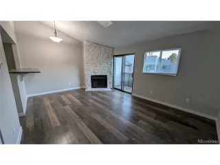 Photo #5: 6264087 Listing