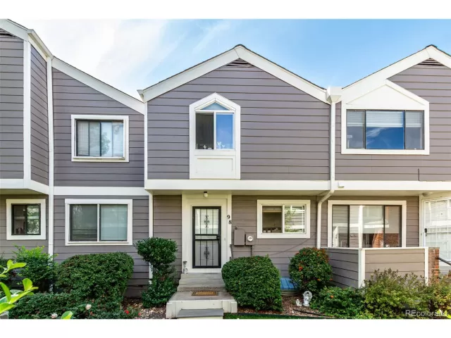 MLS: 6266696 Condo For Sale