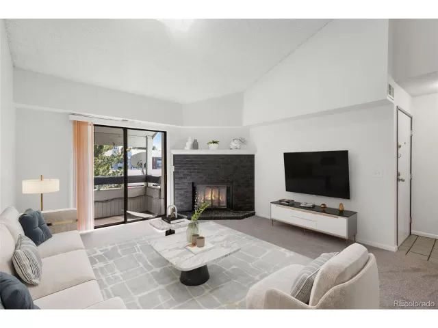 MLS: 6267061 Condo For Sale