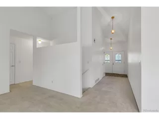 Photo #6: 6287500 Listing