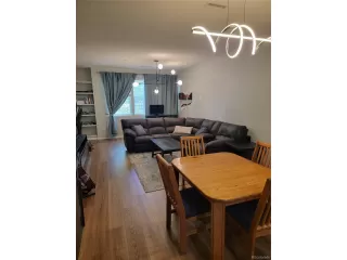 Photo #5: 6289868 Listing